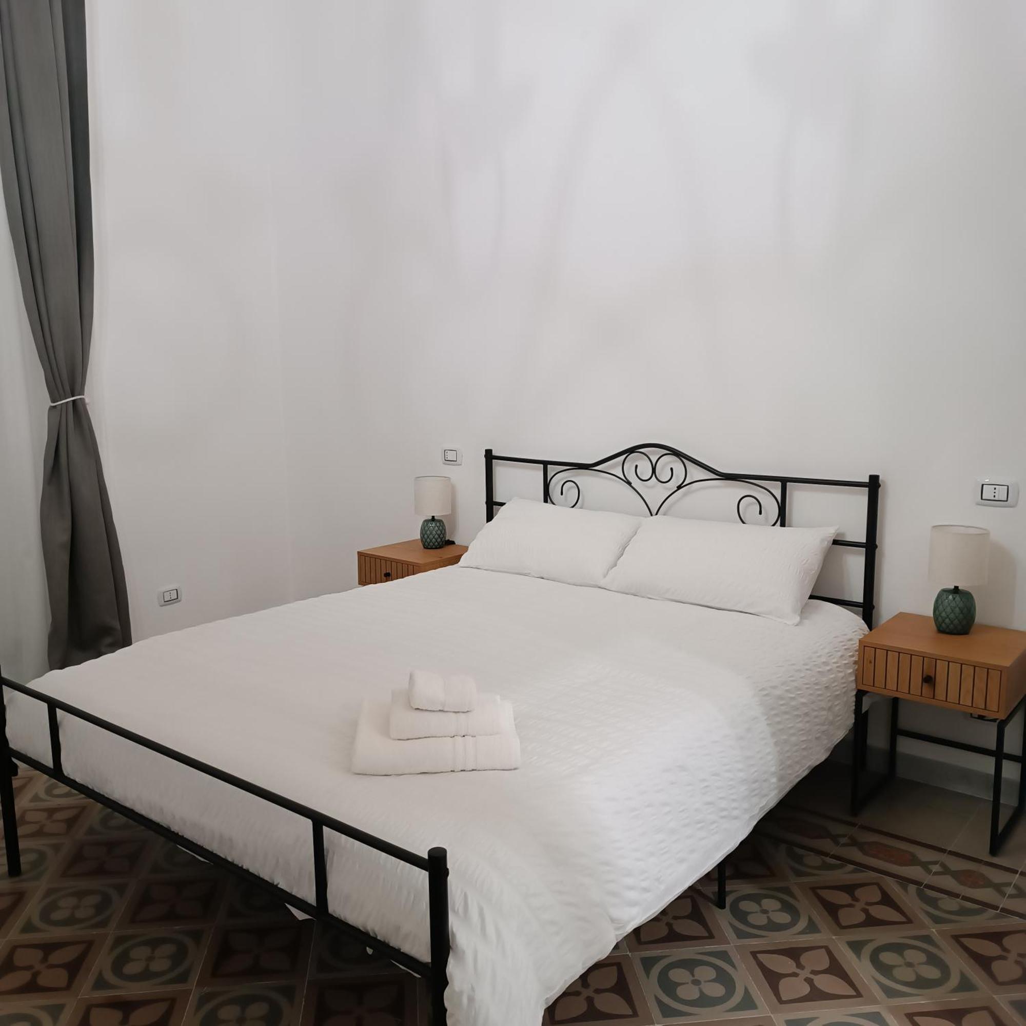 Hotel Dimora Tarantina Tarent Zewnętrze zdjęcie